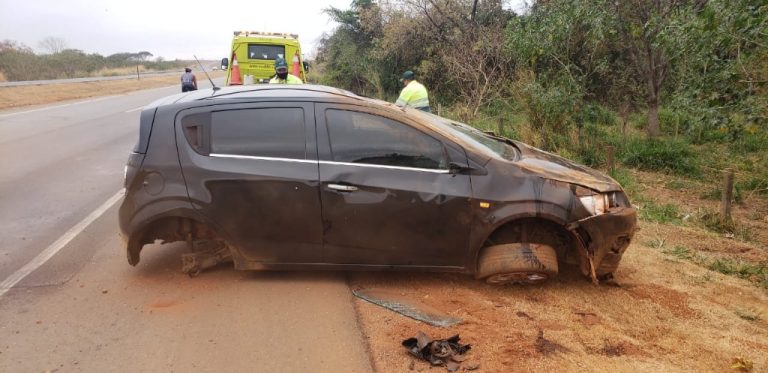 MOTORISTA FICA GRAVEMENTE FERIDO EM CAPOTAMENTO NA BR 050, PRÓXIMO AO TREVO DAS MINERADORAS; FALHA MECÂNICA PODE TER SIDO A CAUSA