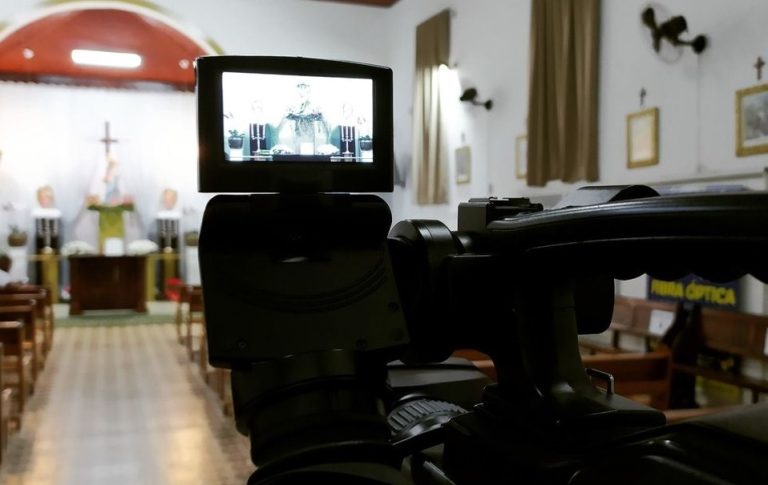 ALVORADA MARCA INÍCIO DA 144ª FESTA EM LOUVOR A NOSSA SENHORA DO ROSÁRIO; EVENTO RELIGIOSO ESTÁ SENDO FEITO SEM A PRESENÇA DO PÚBLICO E COM TRANSMISSÃO PELAS REDES SOCIAIS