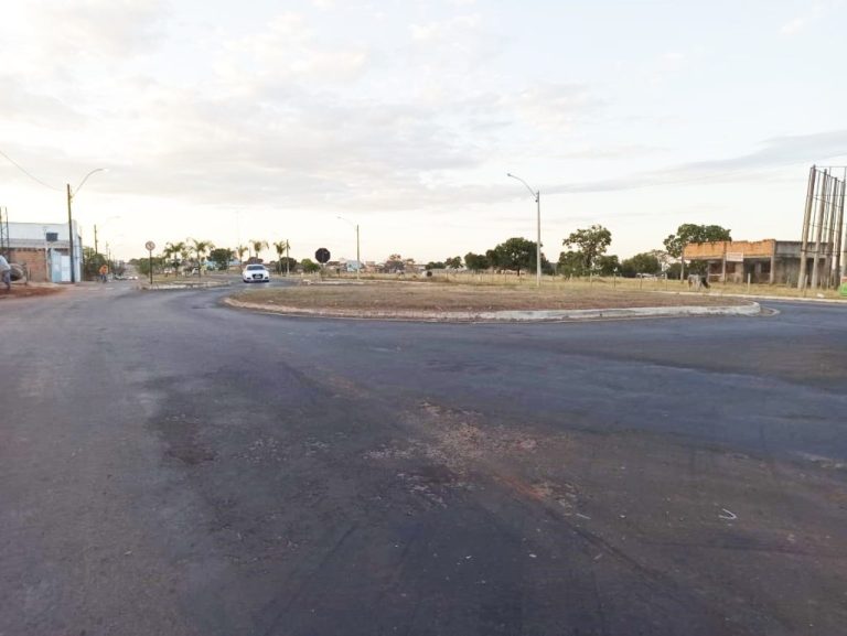 MORADORES DO CASTELO BRANCO PEDEM REFORÇO NA SINALIZAÇÃO EM MARGINAL NAS MARGENS DA GO 330, SAÍDA PARA OUVIDOR