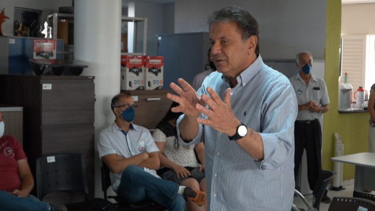 ELEITORADO CATALANO VOTOU EM ADIB ELIAS, E NÃO EM SIGLA PARTIDÁRIA