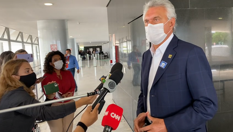 GOIÁS: GOVERNADOR RONALDO CAIADO PARTICIPA DE AUDIÊNCIA EM BRASÍLIA-DF COM MINISTRO PAZUELLO PARA DISCUTIR VACINAÇÃO CONTRA COVID-19
