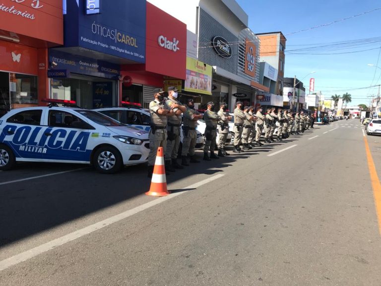 NATAL SEGURO: POLÍCIA MILITAR REFORÇA POLICIAMENTO NAS PRINCIPAIS RUAS E AVENIDAS COMERCIAIS DO CENTRO DE CATALÃO