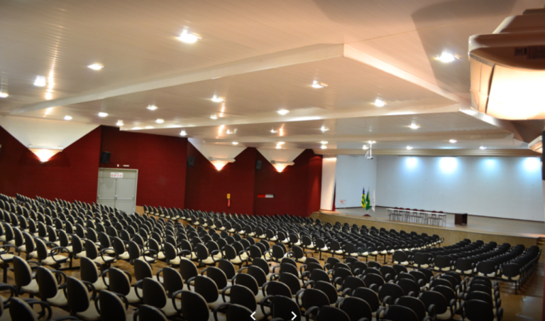 CERIMÔNIA DE POSSE DOS ELEITOS EM CATALÃO SERÁ ÀS 11 HORAS DO DIA 1º DE JANEIRO DE 2021 NO AUDITÓRIO DA FACULDADE UNA