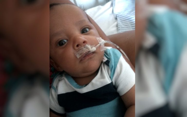 MESMO COM DECISÃO JUDICIAL, MÃE DENUNCIA QUE NÃO CONSEGUE VAGA DE UTI EM GOIÂNIA PARA BEBÊ COM DIFICULDADES RESPIRATÓRIA