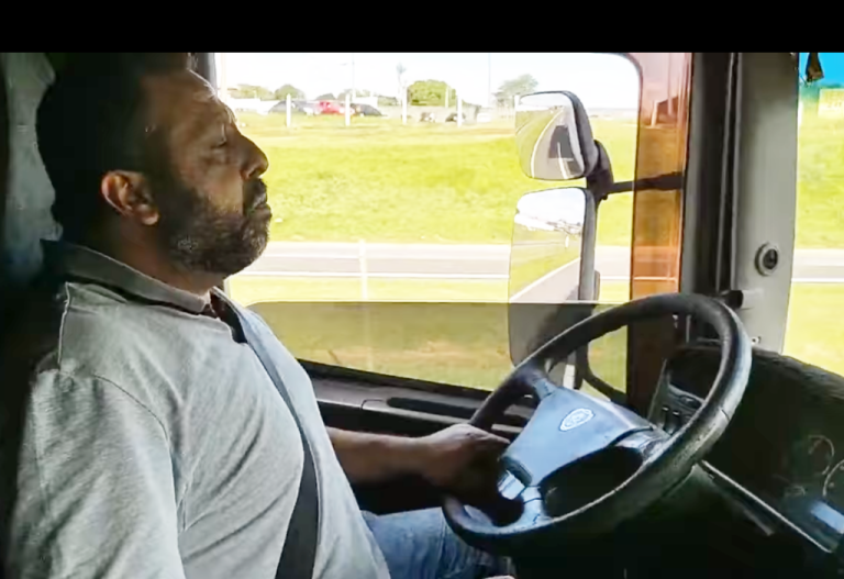 COM CRÍTICAS AO GOVERNO FEDERAL, CHORÃO DIZ NÃO APOIAR NOVA GREVE DOS CAMINHONEIROS; “É UM MOVIMENTO POLÍTICO”, ASSIM PENSA SOBRE A NOVA PARALISAÇÃO QUE ESTÁ PREVISTA PARA AMANHÃ, 1º DE FEVEREIRO