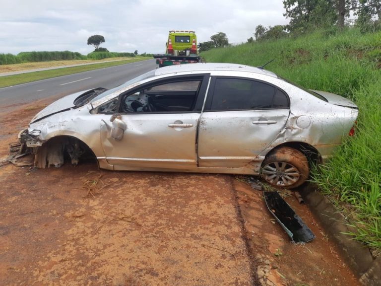 MOTORISTA FICA GRAVEMENTE FERIDO EM ACIDENTE NA BR-050, PRÓXIMO AO DISTRITO DE PIRES BELO