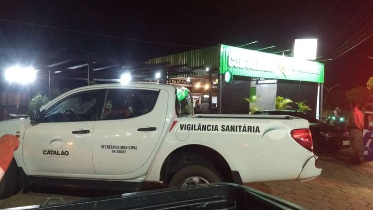 VIGILÂNCIA SANITÁRIA E SMTC REALIZAM OPERAÇÃO PARA FISCALIZAR COMÉRCIO; OBJETIVO É O CUMPRIMENTO DO NOVO DECRETO