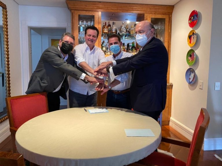 EX-MINISTRO HENRIQUE MEIRELLES SE FILIA AO PSD DE GOIÁS