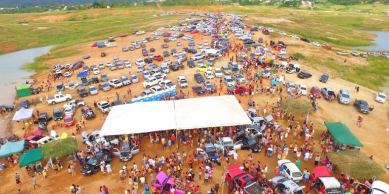 PELA PRIMEIRA VEZ, CARNAVAL EM TRÊS RANCHOS SERÁ SEM AGITAÇÃO; “FERIADO SIM, MAS FOLIA NÃO”, AFIRMA PREFEITO HUGO AO FALAR DA MANUTENÇÃO DO FERIADO DE CARNAVAL