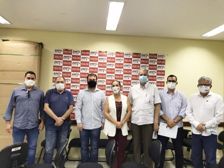 SETOR EMPRESARIAL DE CATALÃO TERÁ DUAS CADEIRAS NO COMITÊ DE ENFRENTAMENTO A COVID-19 E MP GARANTE MELHOR ACOMPANHAMENTO NAS FISCALIZAÇÕES; COMERCIANTES AGUARDAM DIVULGAÇÃO DE NOVO DECRETO AINDA HOJE