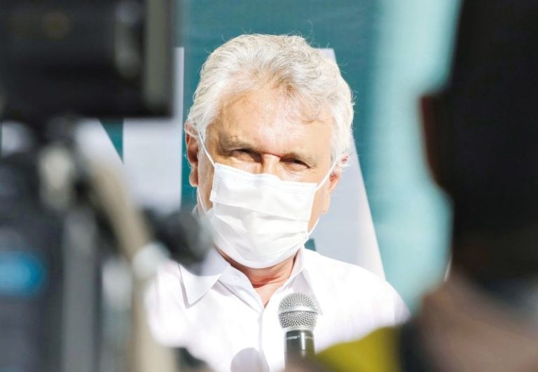 “SE GOIÁS COMPRAR 1 MILHÃO DE DOSES, NÓS GOIANOS TEREMOS DIREITO DE 3,33%”, AFIRMOU CAIADO EM LIVE