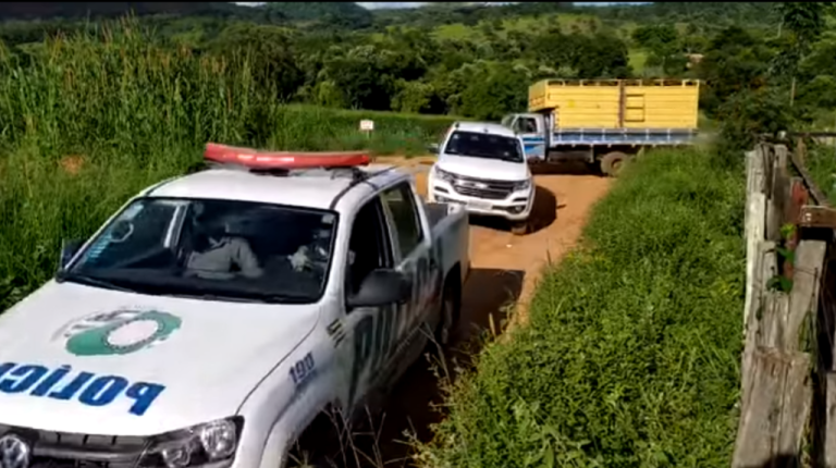 ABATEDOURO CLANDESTINO É DESCOBERTO PELA PM E JOVEM DE 27 ANOS FOI PRESO POR SUSPEITA DE RECEPTAÇÃO DE GADO; CINCO CABEÇAS FORAM RECUPERADAS