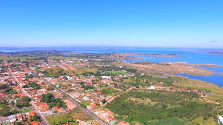 EM TRÊS RANCHOS, DECRETO DE SEMI-LOCKDOWN JÁ ESTÁ VALENDO COM MULTA DE R$ 100 REAIS E PROIBIÇÃO DE PESSOAS NAS RUAS E PRAÇAS DAS 23H ÀS 05H DA MANHÃ