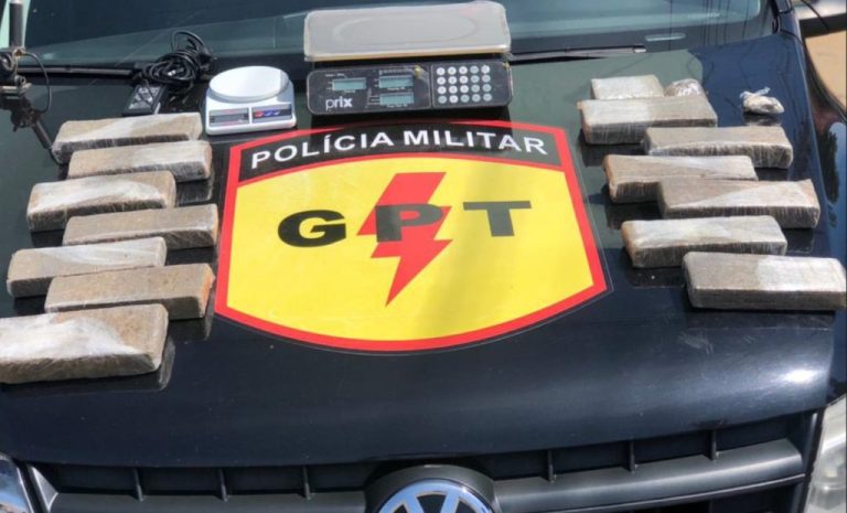 GPT APREENDE 14 TABLETES DE MACONHA NO BAIRRO SANTA TEREZINHA; RAPAZ DE 24 E UMA JOVEM DE 19 ANOS FORAM PRESOS