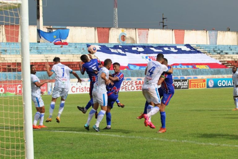 APÓS SER DERROTADO PELO ATLÉTICO-GO POR 3 A 1 NO ÚLTIMO FINAL DE SEMANA, CRAC DE CATALÃO RECEBE O ITUMBIARA, EM CATALÃO, NESTA QUINTA (22); PARTIDA DEFINIRÁ REBAIXADO DO GRUPO A