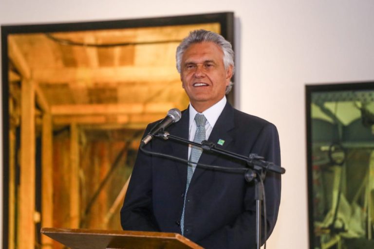 GOVERNADOR RONALDO CAIADO E PRIMEIRA-DAMA, GRACINHA CAIADO, LANÇAM EDITAL PARA 5 MIL BOLSAS DO PROGRAMA UNIVERSITÁRIO DO BEM