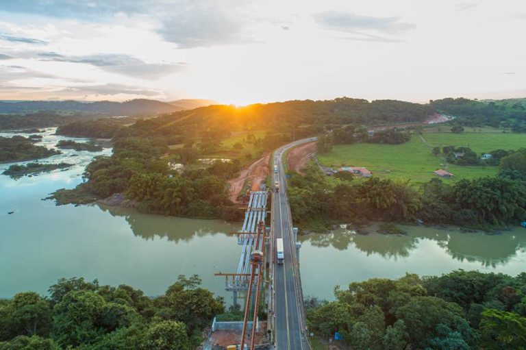 BR-050: OBRAS DE DUPLICAÇÃO DA PONTE WAGNER ESTELITA CAMPOS, AVANÇAM EM GOIÁS