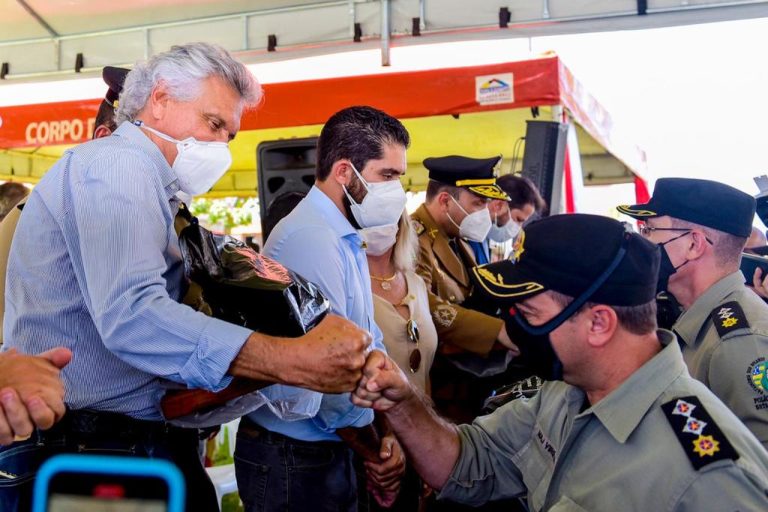 EM CALDAS NOVAS, CAIADO INSTALA NOVOS COMANDOS REGIONAIS DA POLÍCIA MILITAR, CORPO DE BOMBEIROS E 19ª DELEGACIA REGIONAL DA POLÍCIA CIVIL