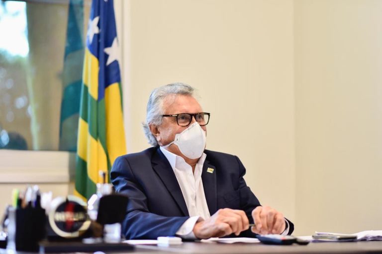 EM REUNIÃO COM A ONU, CAIADO PEDE QUE PAÍSES POSSAM PRODUZIR PRINCÍPIO ATIVO DA VACINA CONTRA A COVID-19