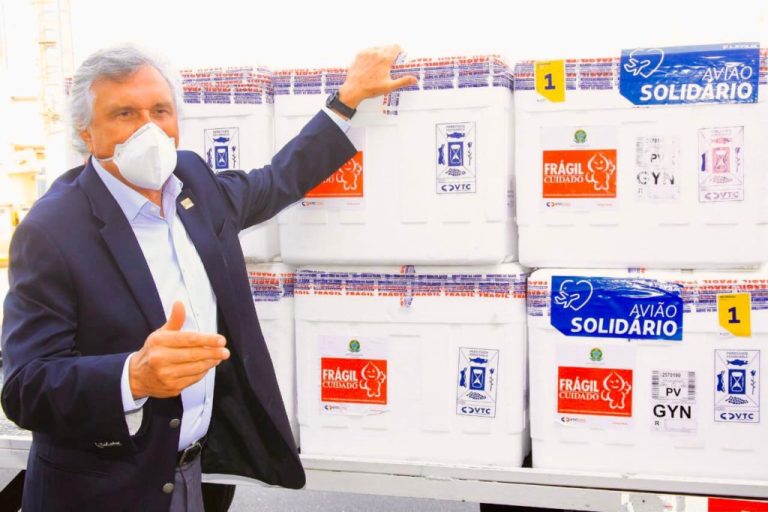 GOIÁS RECEBEU NA MANHÃ DESTA QUINTA-FEIRA (29), MAIS 161,2 MIL DOSES DE VACINAS CONTRA A COVID-19