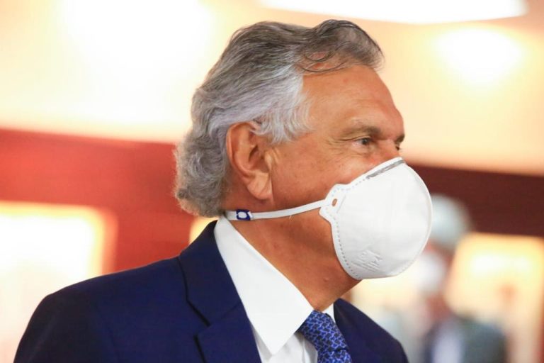 CAIADO LANÇA CARTÃO ALIMENTAÇÃO PARA OS 530 MIL ALUNOS DA REDE ESTADUAL DE ENSINO