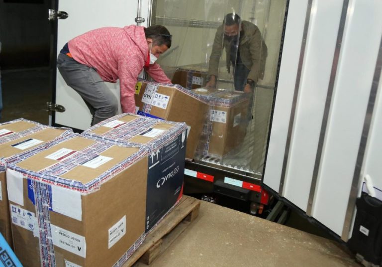 GOVERNO DE GOIÁS RECEBE SEGUNDO LOTE DE VACINAS DA PFIZER, UM TOTAL DE 37.440 DOSES