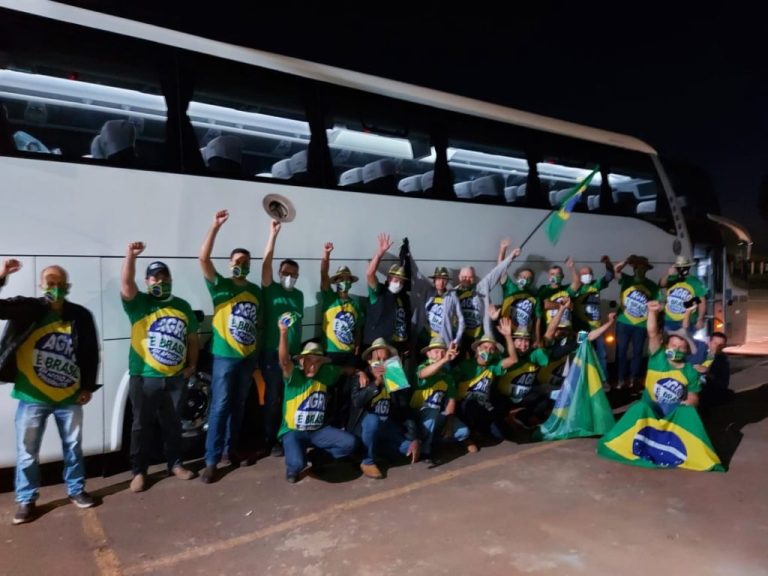 PRODUTORES RURAIS DE CATALÃO PARTICIPAM DO MOVIMENTO VERDE AMARELO