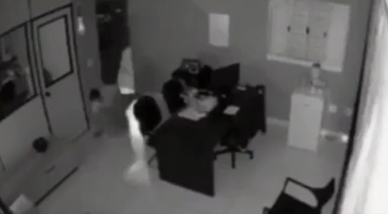 EM GOIÂNIA, HOMEM INVADE LOJA DO IRMÃO E É MORTO A TIROS