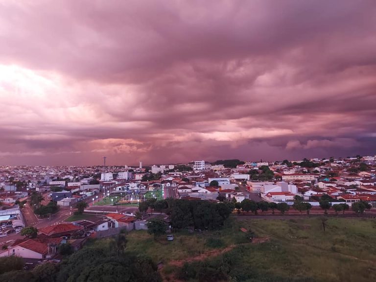 PREPAREM OS COBERTORES E AGASALHOS, POIS FRENTE FRIA CHEGA COM FORÇA NESTE FINAL DE SEMANA, EM CATALÃO E NA REGIÃO