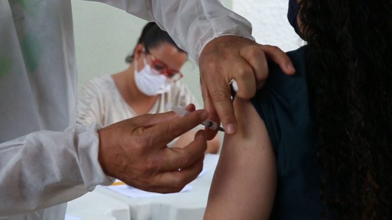 GOIÁS TEM NOVA ORIENTAÇÃO PARA VACINAÇÃO 100% POR IDADE A CONTRA COVID-19