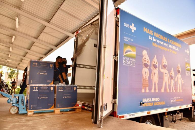 GOIÁS RECEBEU MAIS 87.750 VACINAS CONTRA COVID-19