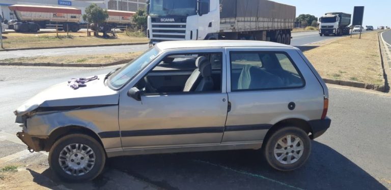 BÊBADO, HOMEM É PRESO APÓS DIRIGIR NA CONTRAMÃO NA BR-050, EM CATALÃO
