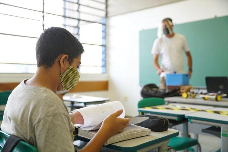 AULAS PRESENCIAIS EM GOIÁS RETOMAM NA PRÓXIMA SEGUNDA-FEIRA (02)