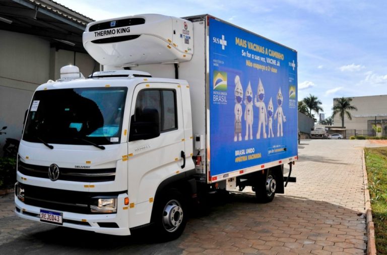 NOVA REMESSA DE VACINA CONTRA COVID-19 COM 155.900 CHEGOU A GOIÁS NA MADRUGADA DE HOJE