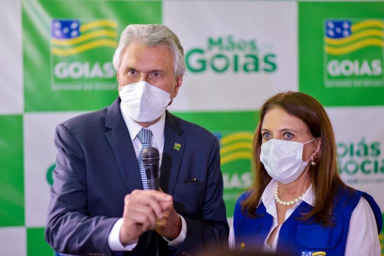 CAIADO LANÇA MÃES DE GOIÁS, PROGRAMA DE TRANSFERÊNCIA DE RENDA QUE DESTINARÁ R$ 250 MENSAIS A 100 MIL FAMÍLIAS EM VULNERABILIDADE SOCIAL