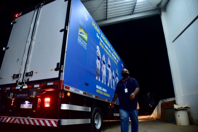 Vacina Goiás – Covid-19: Governo de Goiás recebe mais 121.250 doses da AstraZeneca