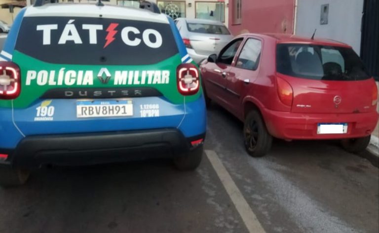Polícia Militar de Catalão recupera veículo com registro de furto e roubo; pai do suspeito de receptação foi levado para delegacia