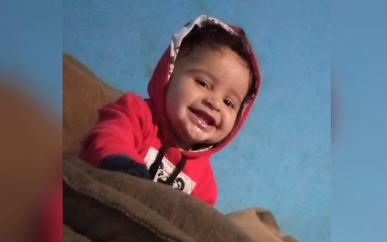 GOIÁS: BEBÊ DE 9 MESES MORRE AFOGADO AO CAIR DENTRO DE BALDE, EM ACREÚNA