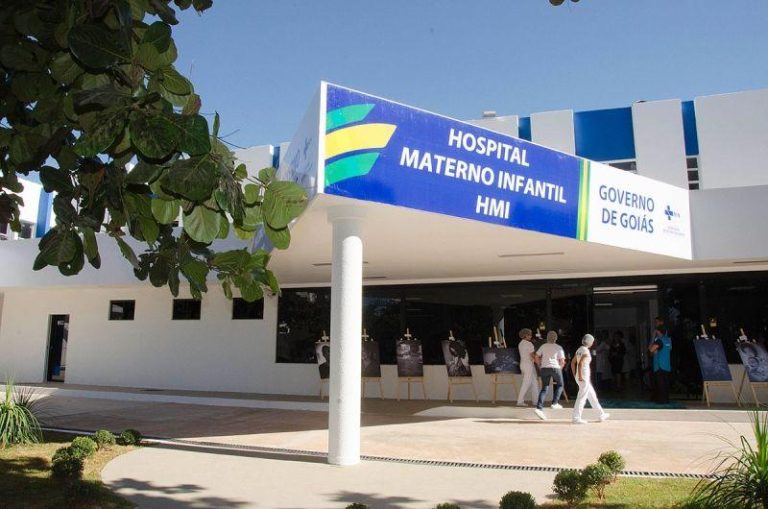 BEBÊ ENCONTRADO EMBAIXO DE ÁRVORE EM GOIÂNIA VAI PARA ABRIGO