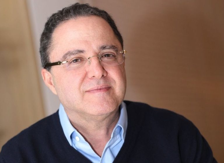 “Vacinação em massa, distanciamento e máscara são as armas contra nova cepa”, afirma Dr Roberto Kalil