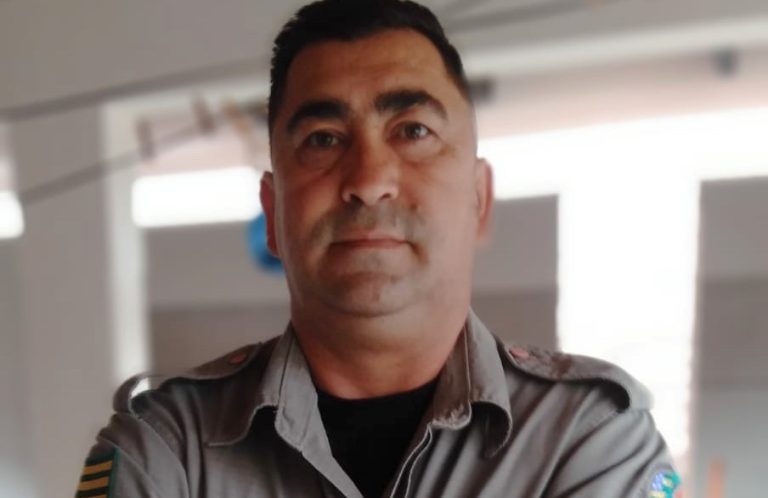 Policial de folga arromba porta e salva homem de suicídio em Ouvidor: “já estava nas últimas”