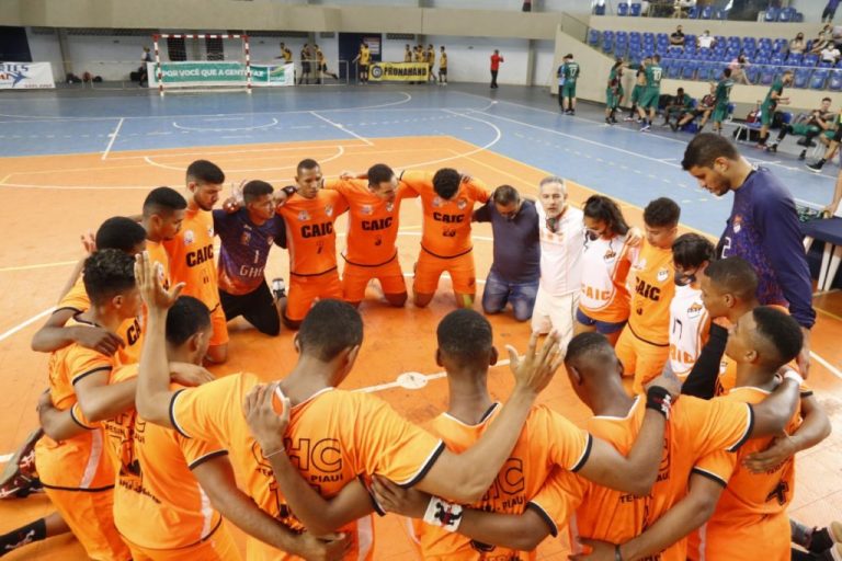 Liga Nacional de Handebol acontece pela primeira vez em Catalão; uma das equipes da cidade foi campeã
