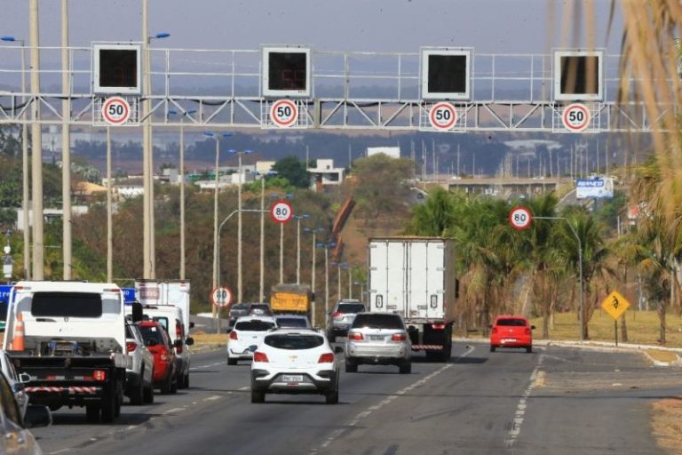 Entrada de Goiânia: Goinfra reduz velocidade em trechos de perímetros urbanos da GO-020 e GO-070