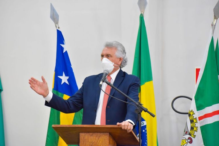 Com avanço da vacinação contra Covid-19, Caiado anuncia ampliação de cirurgias eletivas ao inaugurar nova recepção geral e passarela de interligação do Hugol