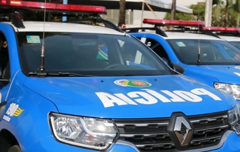 Homem de 37 anos foi preso pela PM de Catalão depois de furtar R$ 200 reais em sorveteria; policiais recuperaram equipamento e prenderam foragido