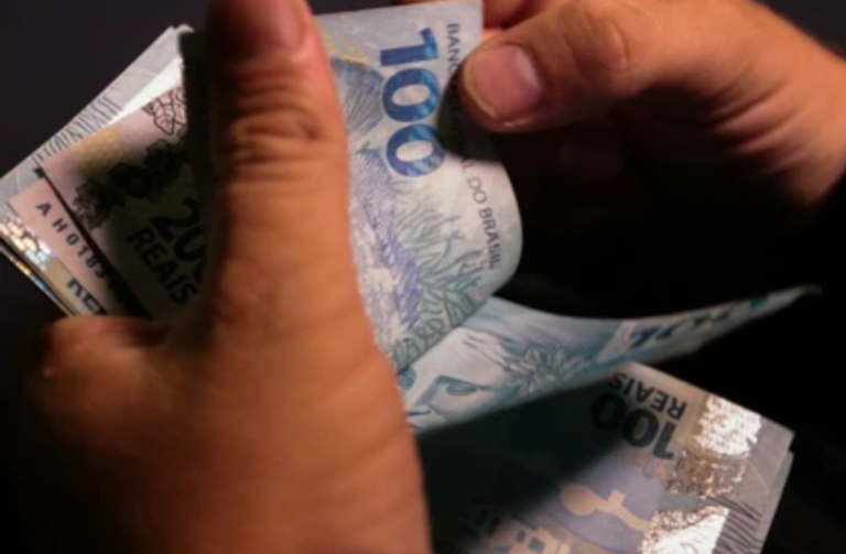 Renda média atinge menor nível em quase 10 anos nas metrópoles do Brasil