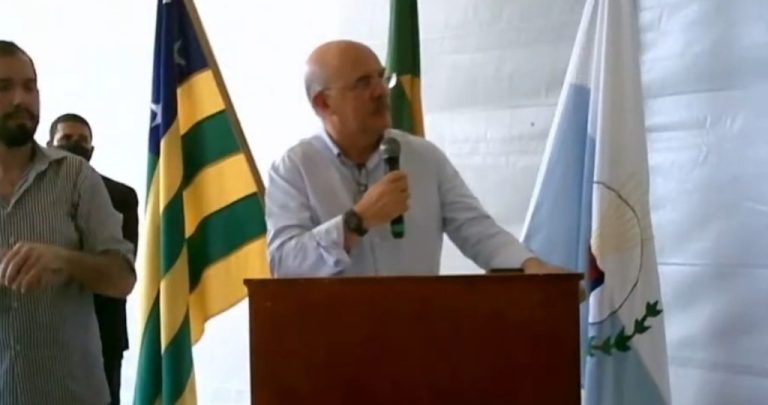 Ministro da Educação é vaiado em inauguração em Catalão: ‘vocês têm todo o direito de pensar diferente’