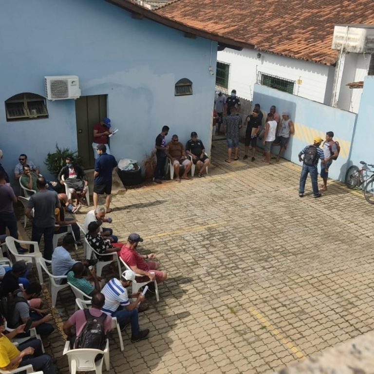 Após protestos, mineradora CMOC promete cumprir obrigações trabalhistas, diz sindicato