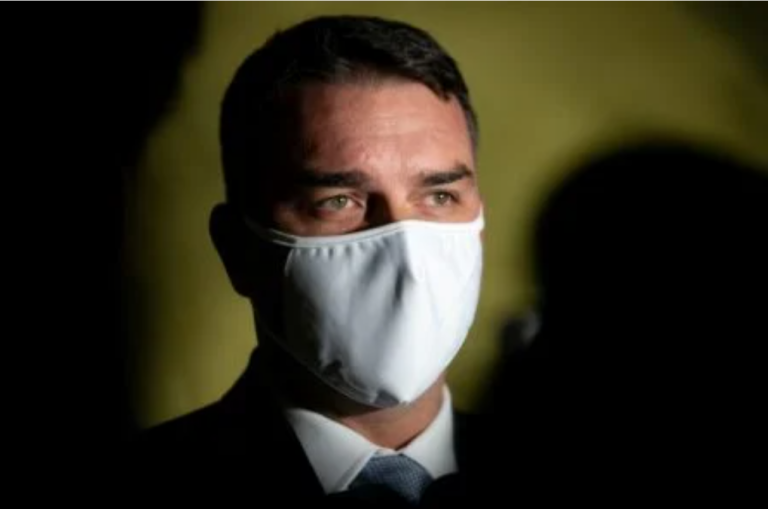 STJ anula investigação contra Flávio Bolsonaro no caso das rachadinhas