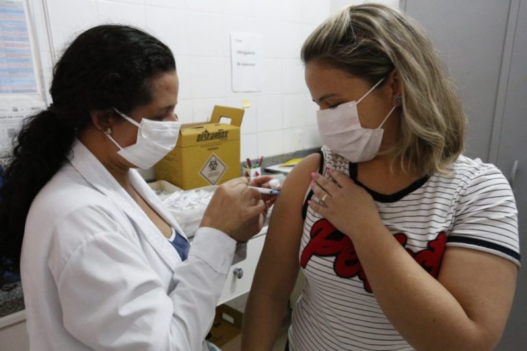 Saiba quem recebe a 2ª dose da vacina contra Covid-19 em Catalão nesta terça-feira (09)